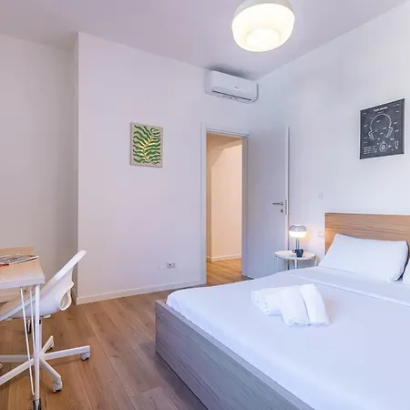 Sambuco1 - Quiet With 2 Double Bedrooms - B * Milano